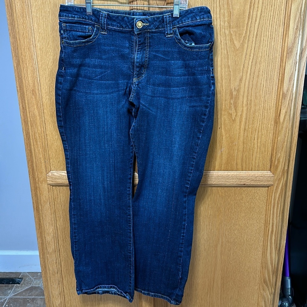 M.  Woman’s bootleg jeans
